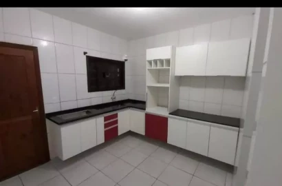 Sobrado com 2 dormitórios à venda, 98 m² por R$ 275.000 - Pontal de Santa Marina - Caraguatatuba/SP