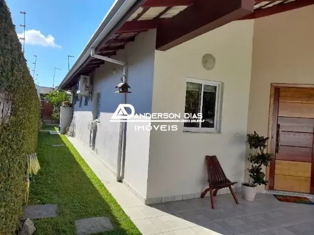 Casa com 2 suítes à venda, 195 m² por R$ 840.000 - Prainha - Caraguatatuba/SP